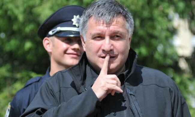 Аваков скасував вибори Путіна в Україні