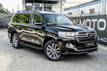 Toyota Land Cruiser 200 (2012