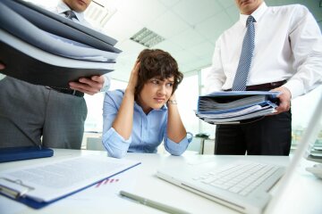 Як звільнитися з роботи: правила, небезпеки та дискримінації