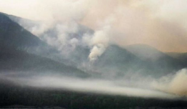 "Апокалипсис" на Байкале - пожар не утихает (фото)