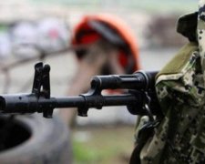 Бойовики масово звільняються й глумляться над командирами