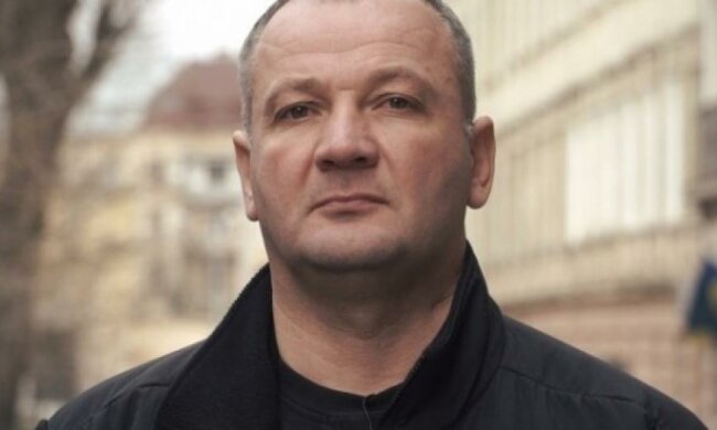 У євромайданівця, який «вбив» беркутівця, проводять обшук