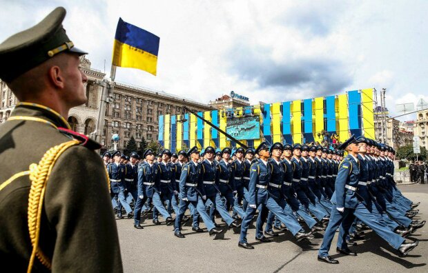 "Лучшего" президента Украины разгневало решение о Дне Независимости: "Праздновать нечего"
