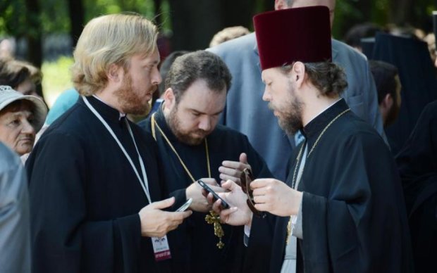 Единая церковь в Украине: московские попы что-то задумали 