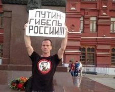 Активіста Ільдара Дадіна достроково звільнили