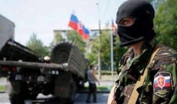 Боевик до полусмерти травмировал женщину