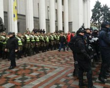 Політик пояснив, як мітингувальникам домогтися правди від влади