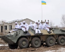 ВСУ разгромили группировку "ЛДНР": видео подбитой бронетехники