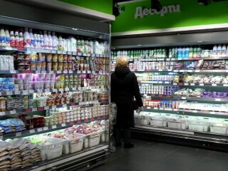 Продукты в супермаркете, кадр из видео