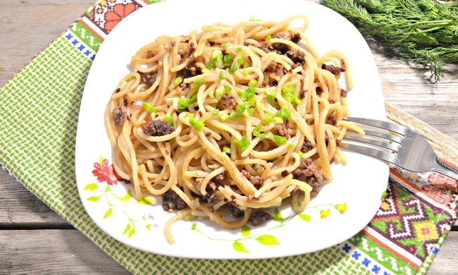 Універсальний рецепт пасти з курячим фаршем