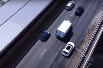 Южный мост, скриншот из видео
