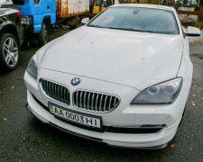 Украинцам предложили вступить в "команду Януковича"