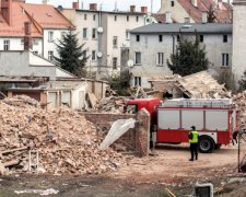 Вибух житлового будинку в Польщі: пошукова операція припинена