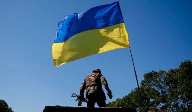 Двоє силовиків поранені на Луганщині