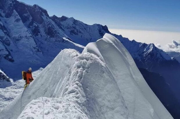 Украинские альпинисты покорили Непальские Гималаи, скриншот: YouTube