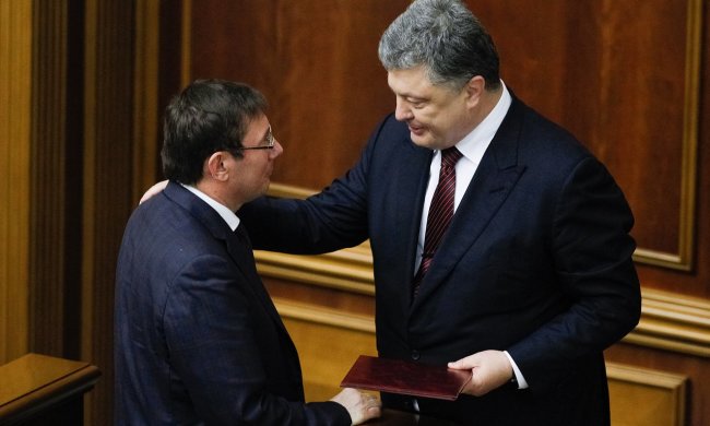 Гостра розмова із президентом: Порошенко викликав Луценка на килим після заяви про відставку