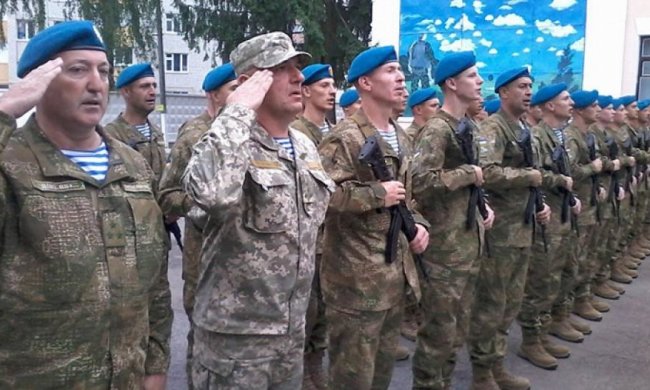 Житомирских военных поздравили с Днем независимости (фото)