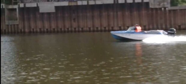 В Запорожье утонули две девочки - тела в речке, велосипеды на берегу