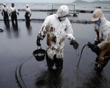 Ціни на нафту обвалилися: що трапиться зі світом