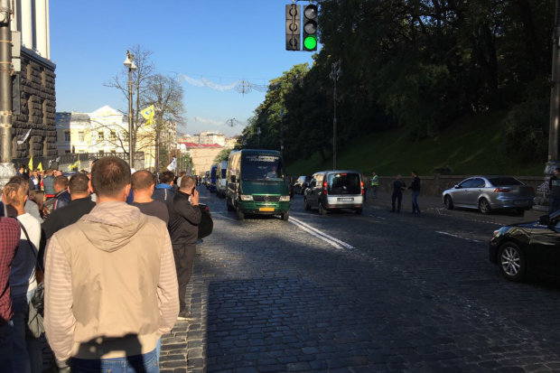 Митинг владельцев "евроблях"