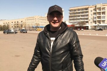Українець вдихнув у старенький "Москвич" друге життя: машина-звір, куди там тим джипам