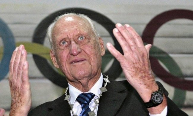 В Бразилії помер колишній голова ФІФА Жоао Авеланж 