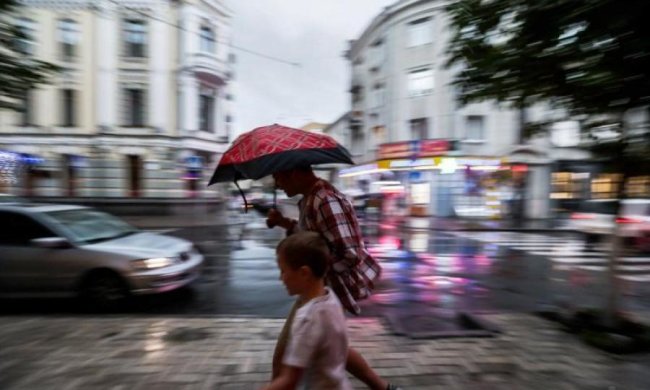 Погода на выходные: стихия устроит украинцам безумный "карнавал"