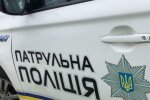 У Запоріжжі п'яний батько познущався над семирічною принцесою, поки дружина мучилася в пологовому