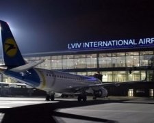 Загорівся літак Львів-Київ