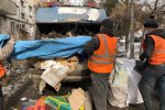Дніпрян тероризує "сміттєва королева", сусідів не обирають: 20 років нестерпного смороду