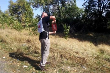 Волонтер розповів, як живуть українці на "нейтральній території"