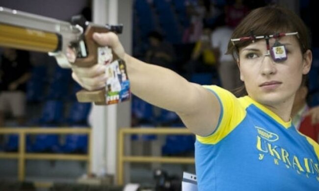 Чемпіонка зі стрільби Костевич залишилась без медалей