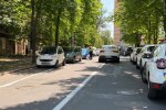 Паркування на велосипедній доріжці, фото: Нацполіція