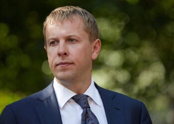 Віталій Хомутинник