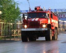 Перевернулись на крышу: "пожарка" попала в серьезное ДТП