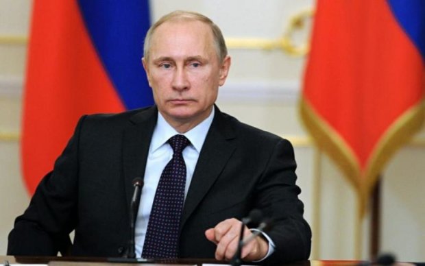 Піде під нейтральним прапором: росіяни висміяли рішення Путіна