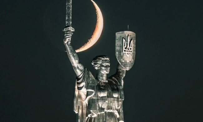 Батьківщина-Мати, Київ, фото із соцмереж