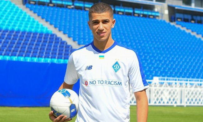 Легионер Динамо забил на тренировки и продолжил отдыхать в Бразилии