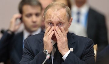 Путин пудрит мозги россиянам разговорами о своем отходе