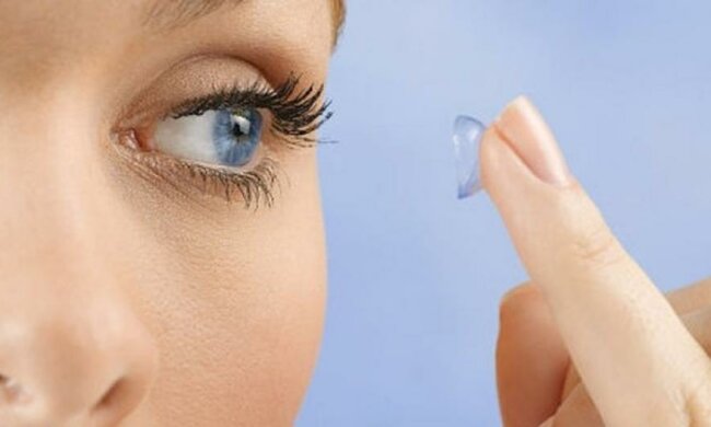 Як правильно використовувати контактні лінзи