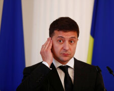 Главное за ночь: невыполненные обещания Зеленского, Украина без денег, обострение на Донбассе и космические платежки за газ