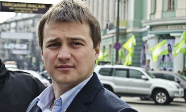 Березенку дозволили  на місяць залишитися в ДУС