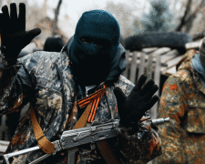Опасные связи: как боевики наказывают людей из-за украинских операторов