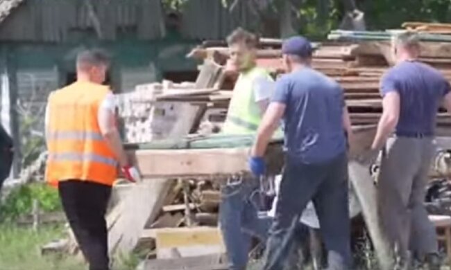 Суспільні роботи для безробітних. Фото: скриншот з відео