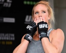 У UFC створять новий жіночий дивізіон
