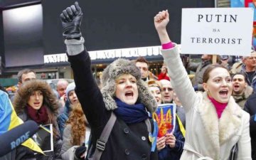 Зупиніть війну проти України: Москву охопила акція протесту