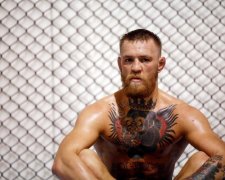 Мейвезер - Макгрегор: Букмекери ставлять на те, що бійця UFC дискваліфікують за удар ногою