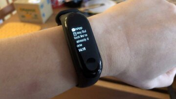 Xiaomi Mi Band 5