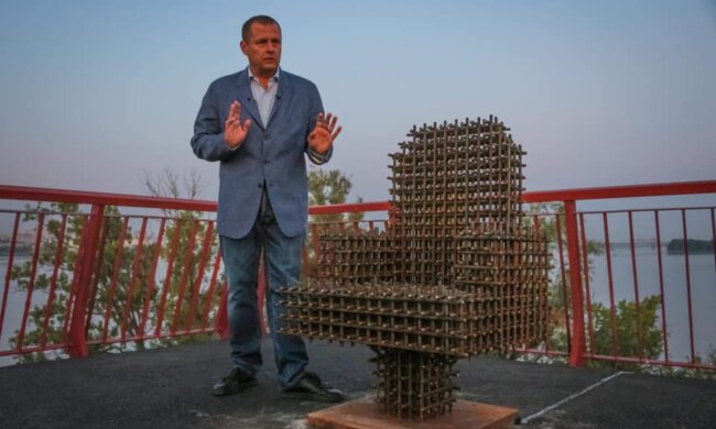 Филатов "заигрался" с Новым мостом, ремонтируют после открытия: что происходит