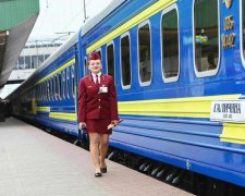 Голубой вагон: чем Укрзализныця нафаршировала новенькие купе